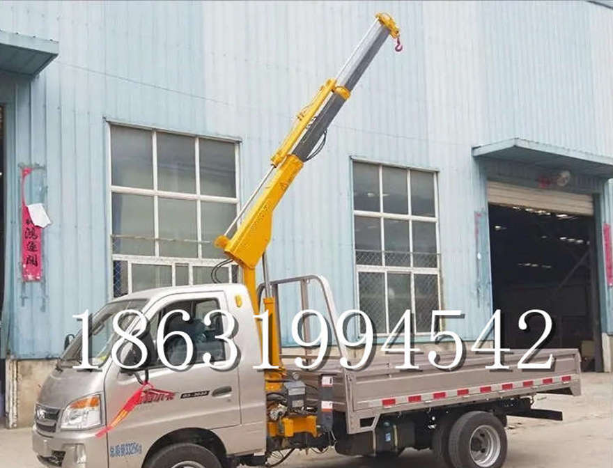高州市车载吊机搬运提升机旋转车载吊机那里有货车安装液压吊机那里有